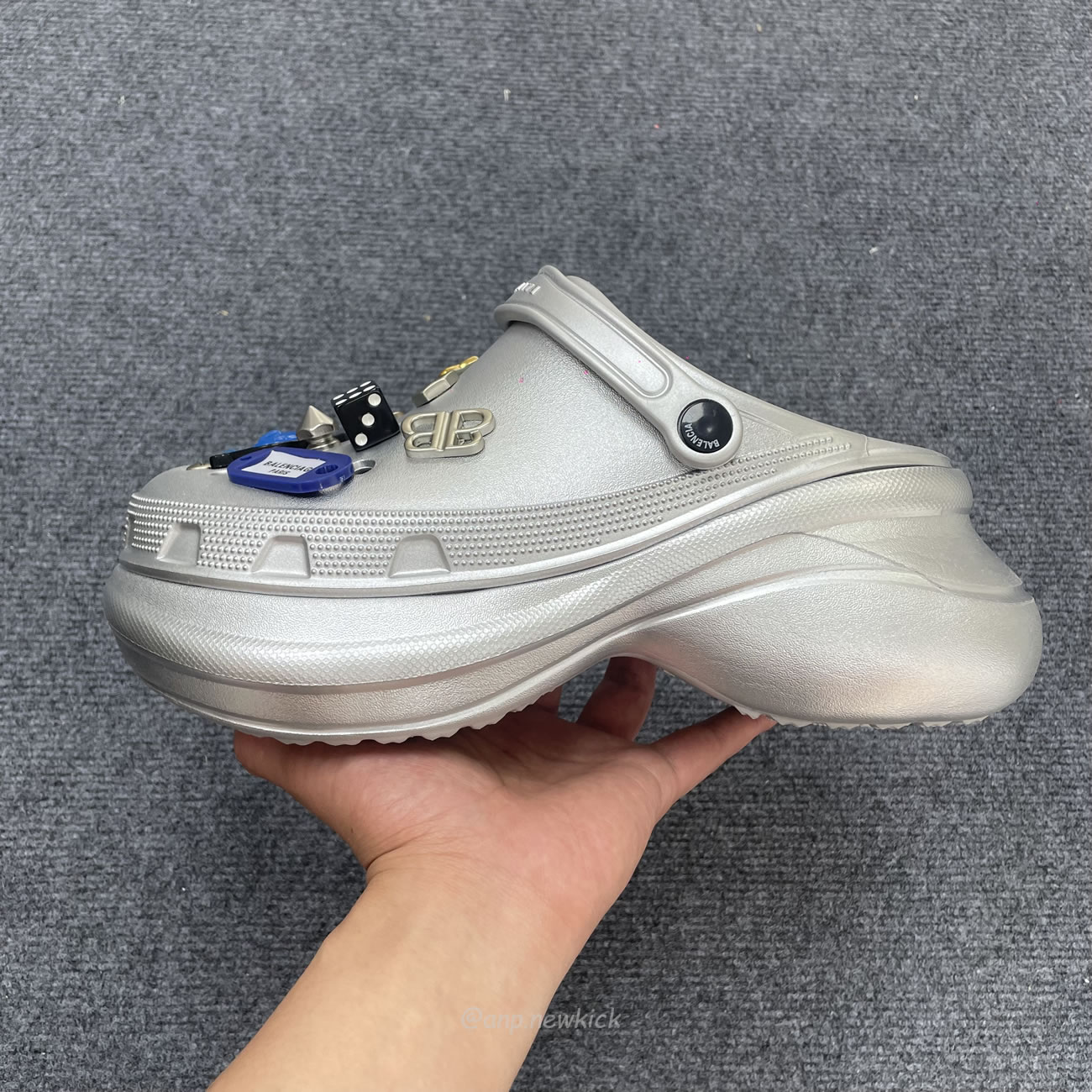 Balenciaga X Crocs Mule Black Silvery Multicolor Jibbitz Womens 720762 W0fow 1000 (8) - www.newkick.vip